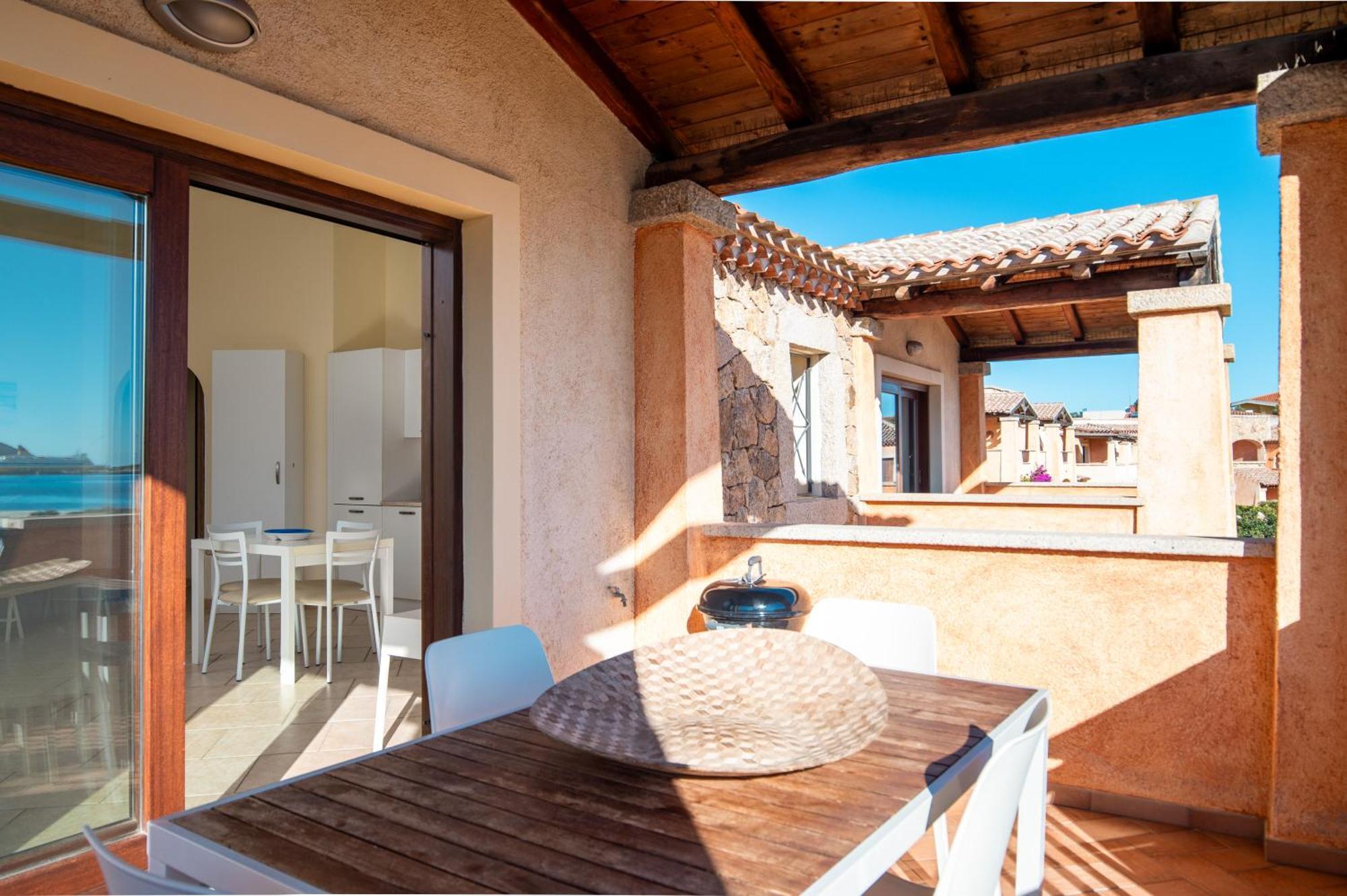 Villaggio Perlacea - Your House In Sardinia Golfo Aranci Bagian luar foto