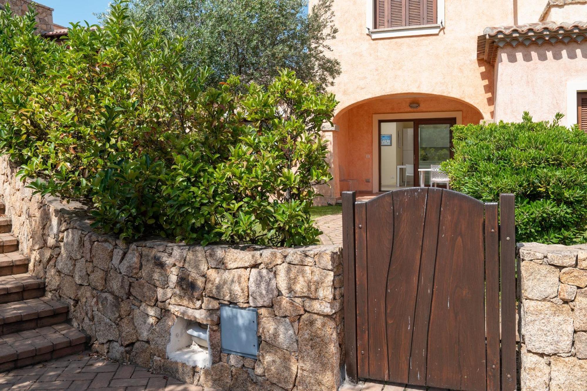 Villaggio Perlacea - Your House In Sardinia Golfo Aranci Bagian luar foto